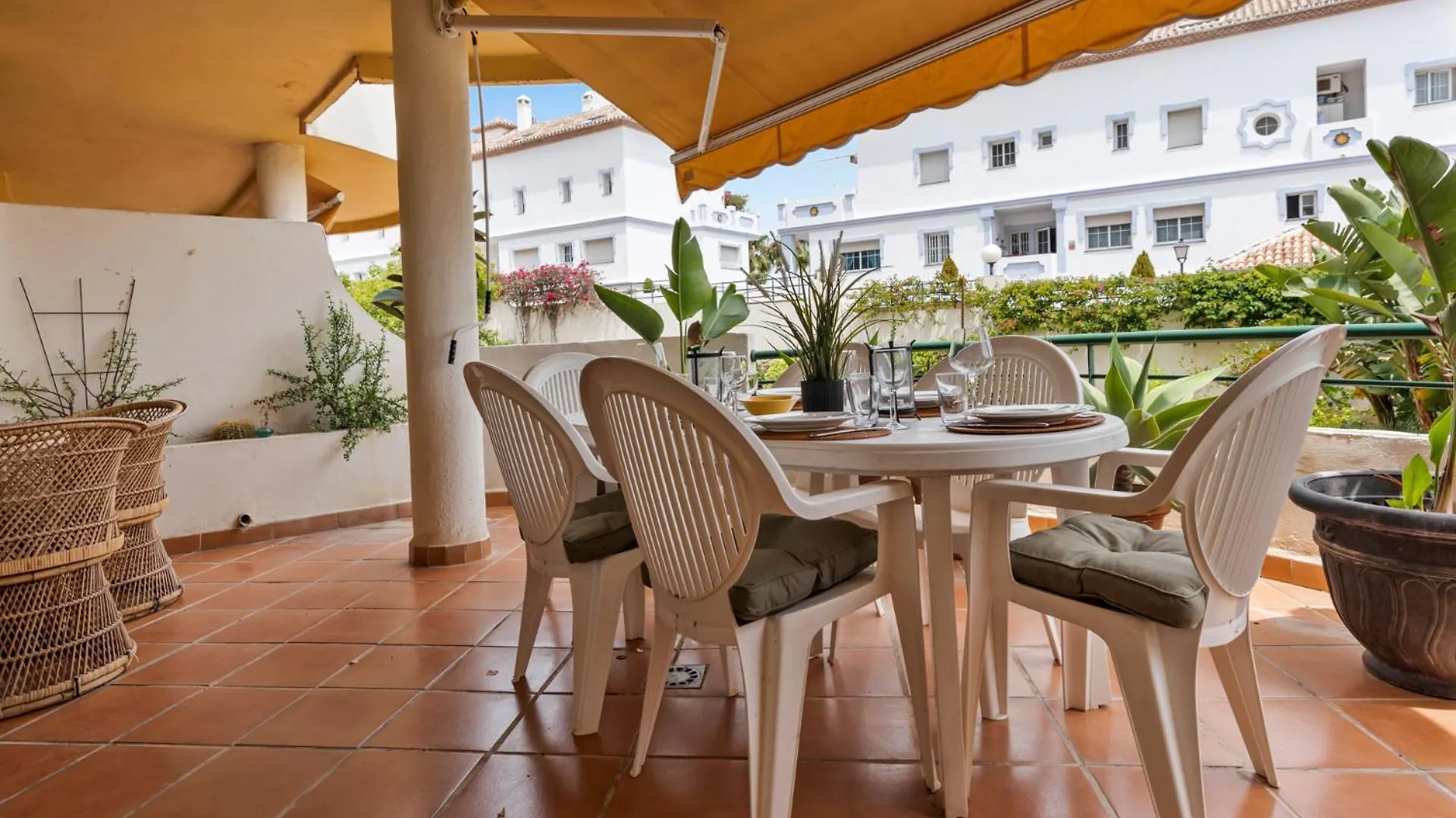 公寓 Best Location Duplex In Puerto Banus By Costarentals - Ref M40 马尔韦利亚